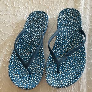 FITFLOP IQUISHION BLUE FLIP FLOPS 9 WHITE AND BLACK DOTS 9
